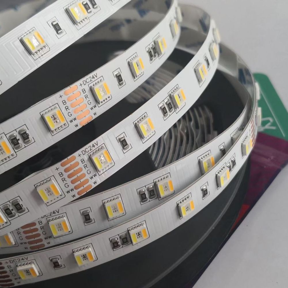Smart RGBCW 5In1 LED Strip Lig - đánh giá và giá Interior Design Output