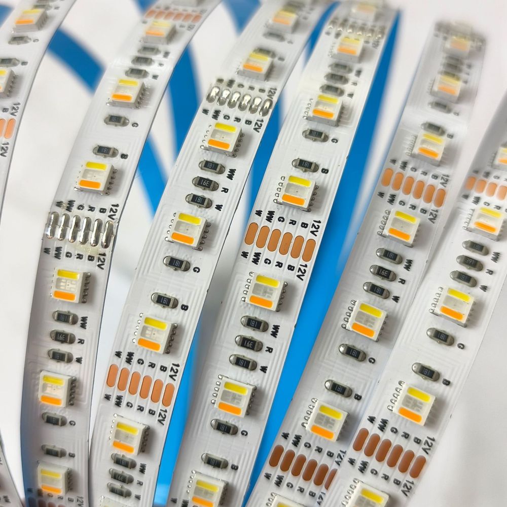 Smart RGBCW 5In1 LED Strip Lig - đánh giá và giá Interior Design Output